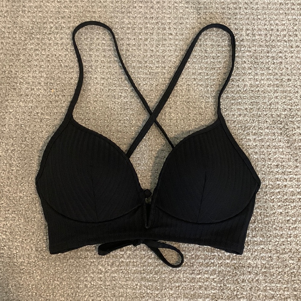 Shade & Shore Ribbed V-Wire Bikini Top